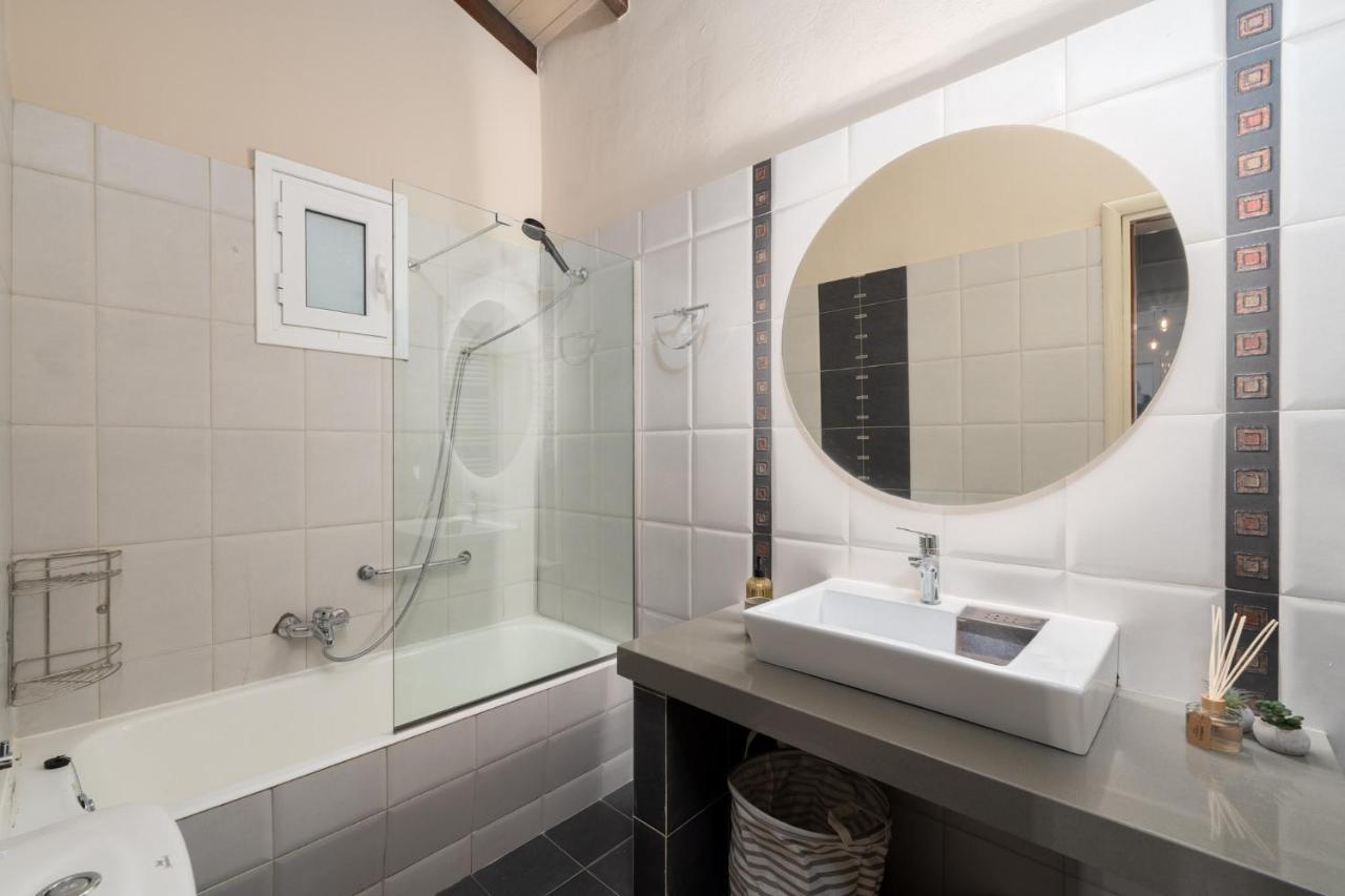 Meltemi Beach House - A Seaside Luxury Maisonnette Dhiyeliotika Экстерьер фото